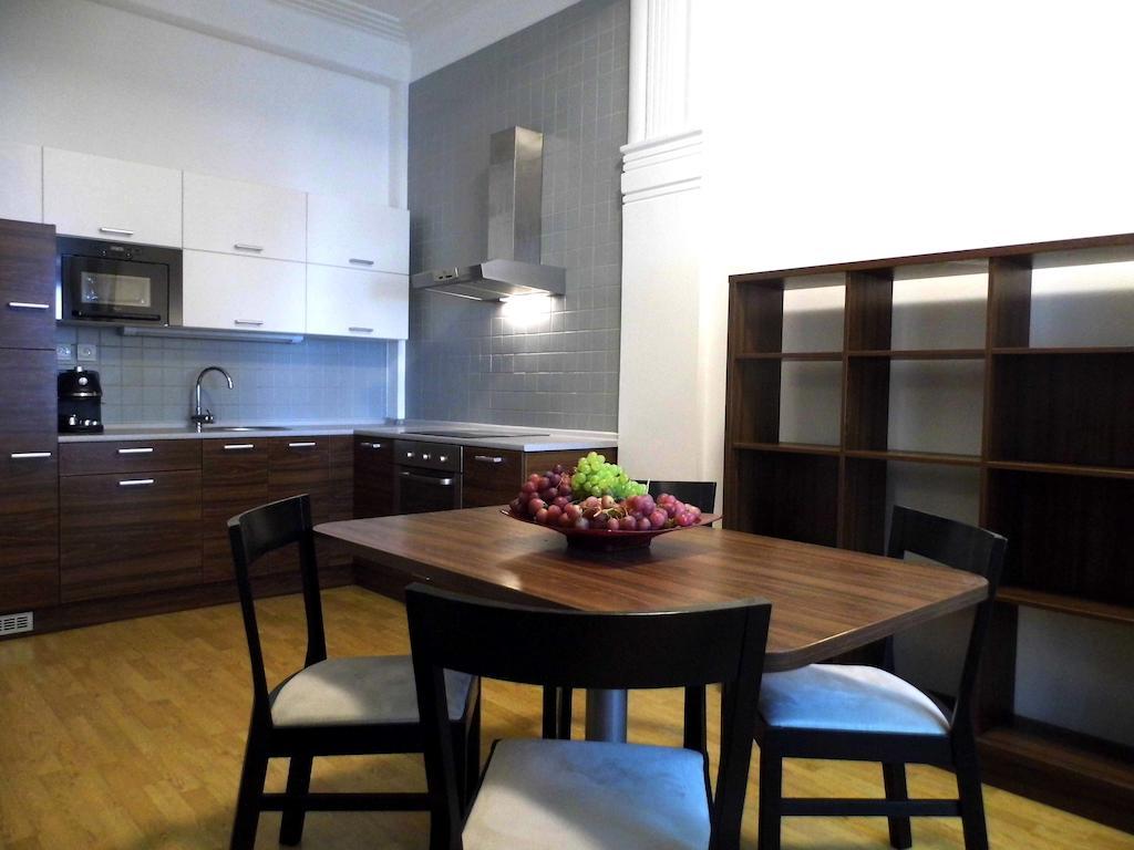 Lion Apartments Medena, Big Size, High Ceilings Bratislava Bilik gambar