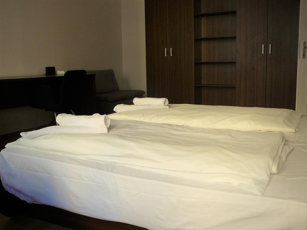Lion Apartments Medena, Big Size, High Ceilings Bratislava Luaran gambar