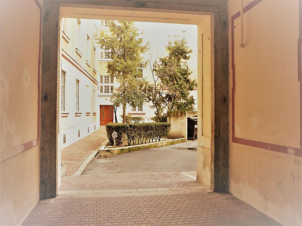 Lion Apartments Medena, Big Size, High Ceilings Bratislava Luaran gambar